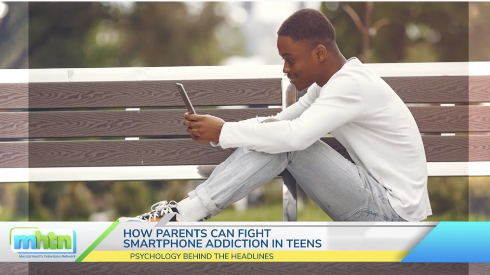 How to Manage Teen Smartphone Use: A Balanced Parenting Approach